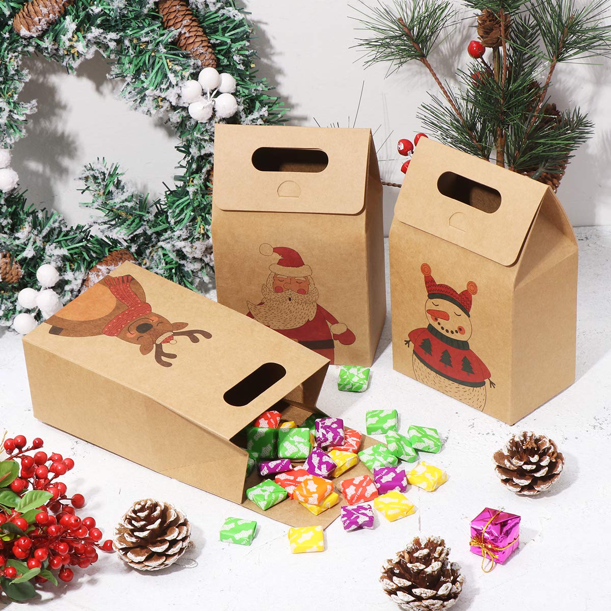 HEMOTON 16PCS Christmas Treat Bags - Durable Kraft Paper Gift Wrapping Bags for Cookies, Candy & Chocolate - Perfect for Holiday Parties, Gift Giving & Food Storage