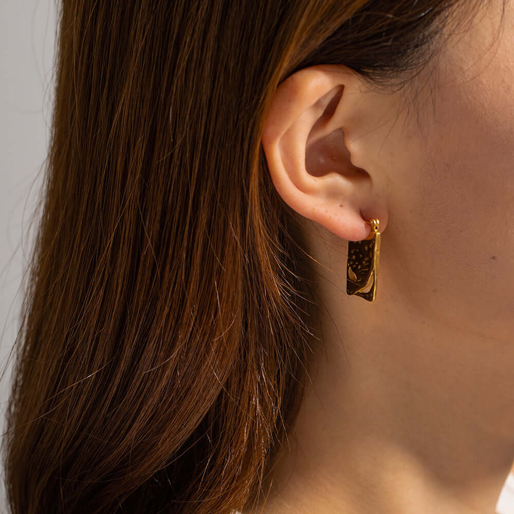 18K Gold Plated Geometric Hollow Rectangle Hoop Earrings for Women - Trendy Minimalist Dangle Earrings for Everyday Wear, Party & Date Night | JDE014