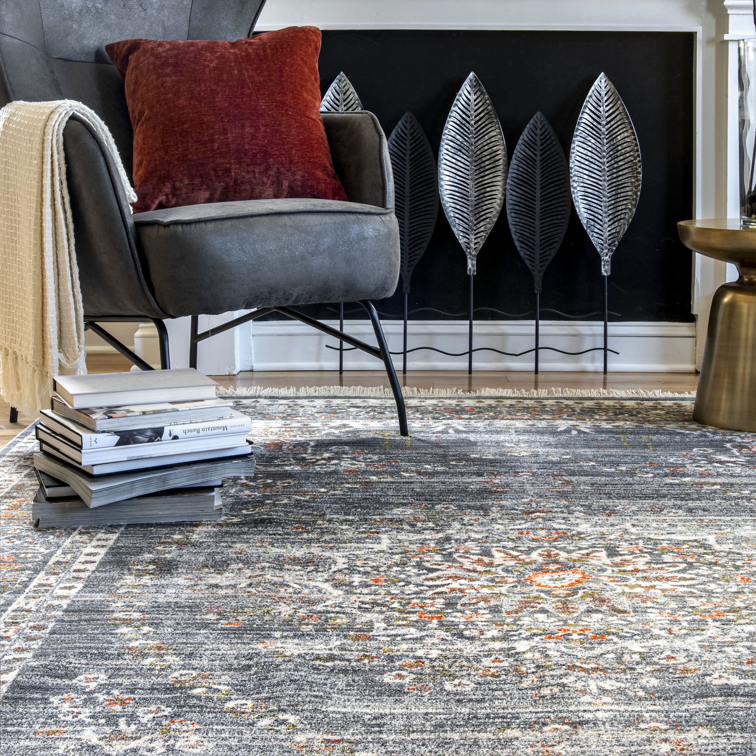Elegant Blossom Floral Area Rug - Soft Grey Home Decor for Living Room, Bedroom & Office | Non-Slip Comfortable Floor Mat