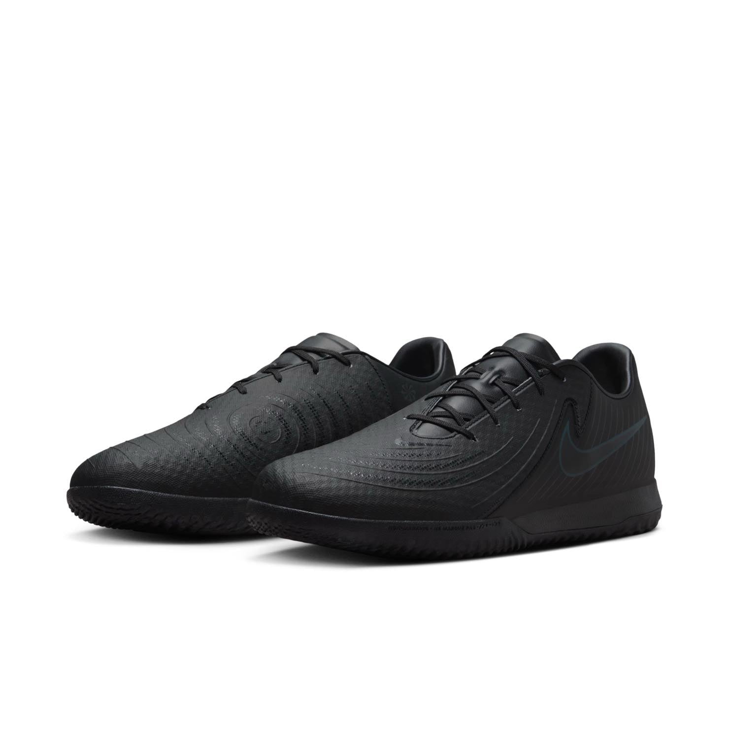 Nike Phantom GX 2 Academy IC Indoor Soccer Shoes - Lightweight Football Cleats for Men & Women - Perfect for Indoor Training & Futsal Games