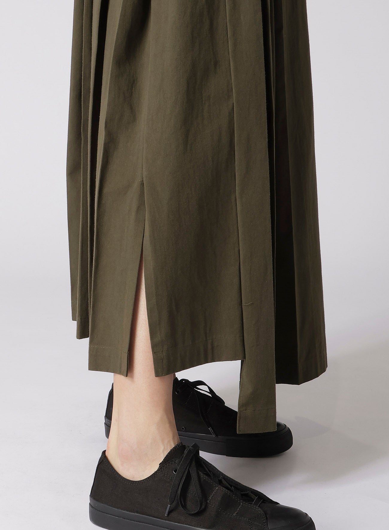 Cotton Twill Wrap Skirt with Pleated Design - Women's Fashion Skirt for Casual, Office & Party Wear