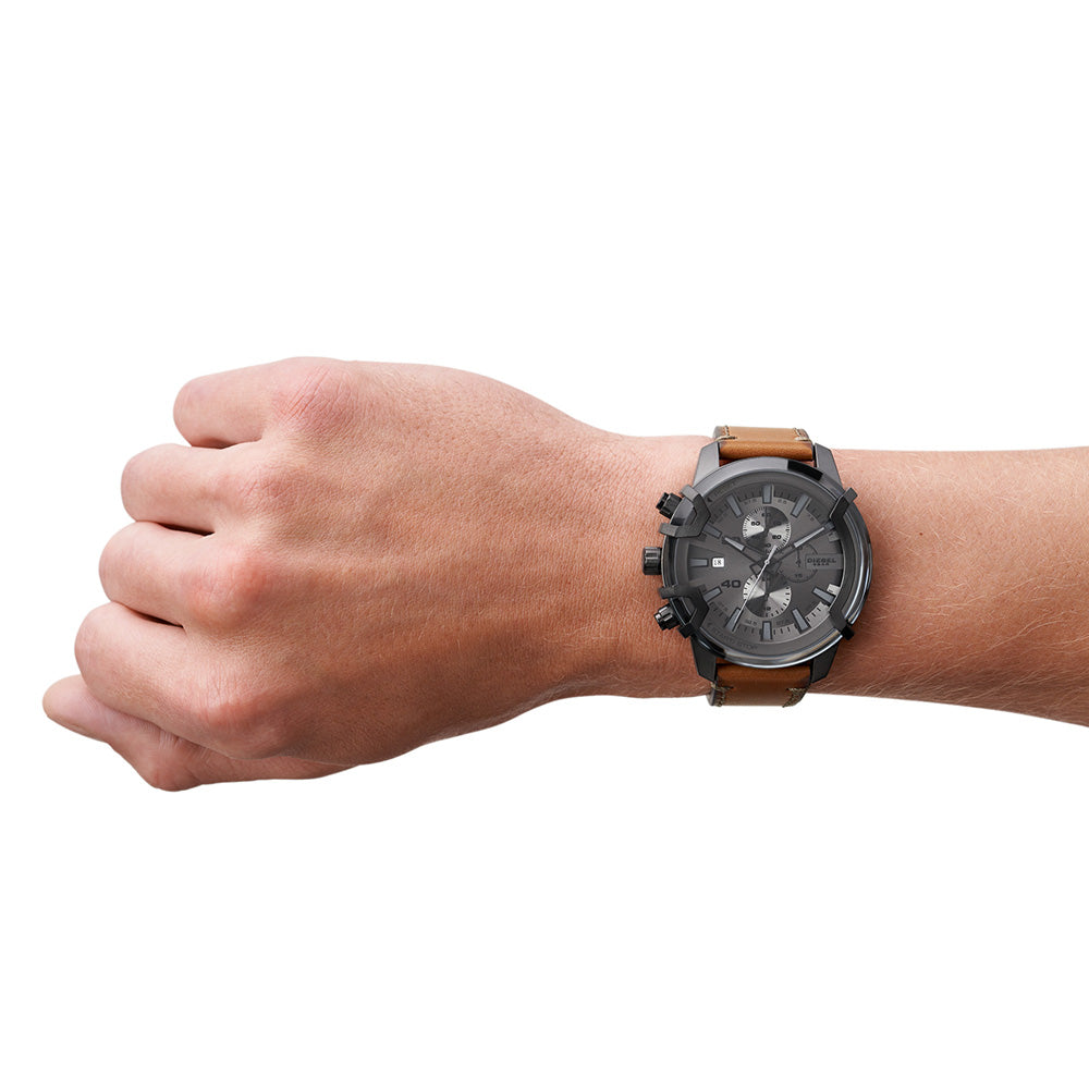 Diesel DZ4569 Griffed Chronograph Men's Watch - Stylish Analog Quartz Wristwatch with Date Display for Casual & Business Wear
