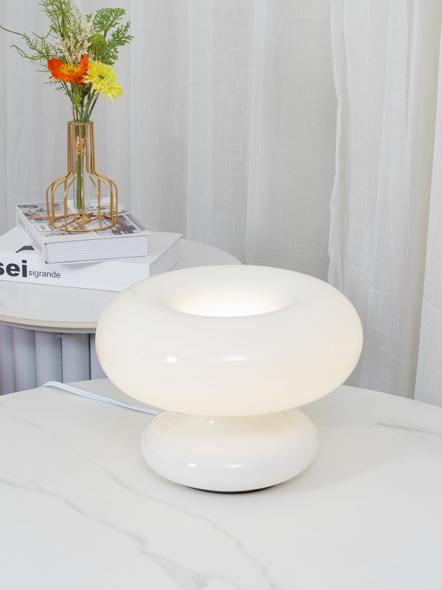 Stylish Donut Table Lamp - Modern LED Night Light for Bedroom, Living Room & Office Decor - Perfect for Reading, Relaxing & Creating Cozy Ambiance