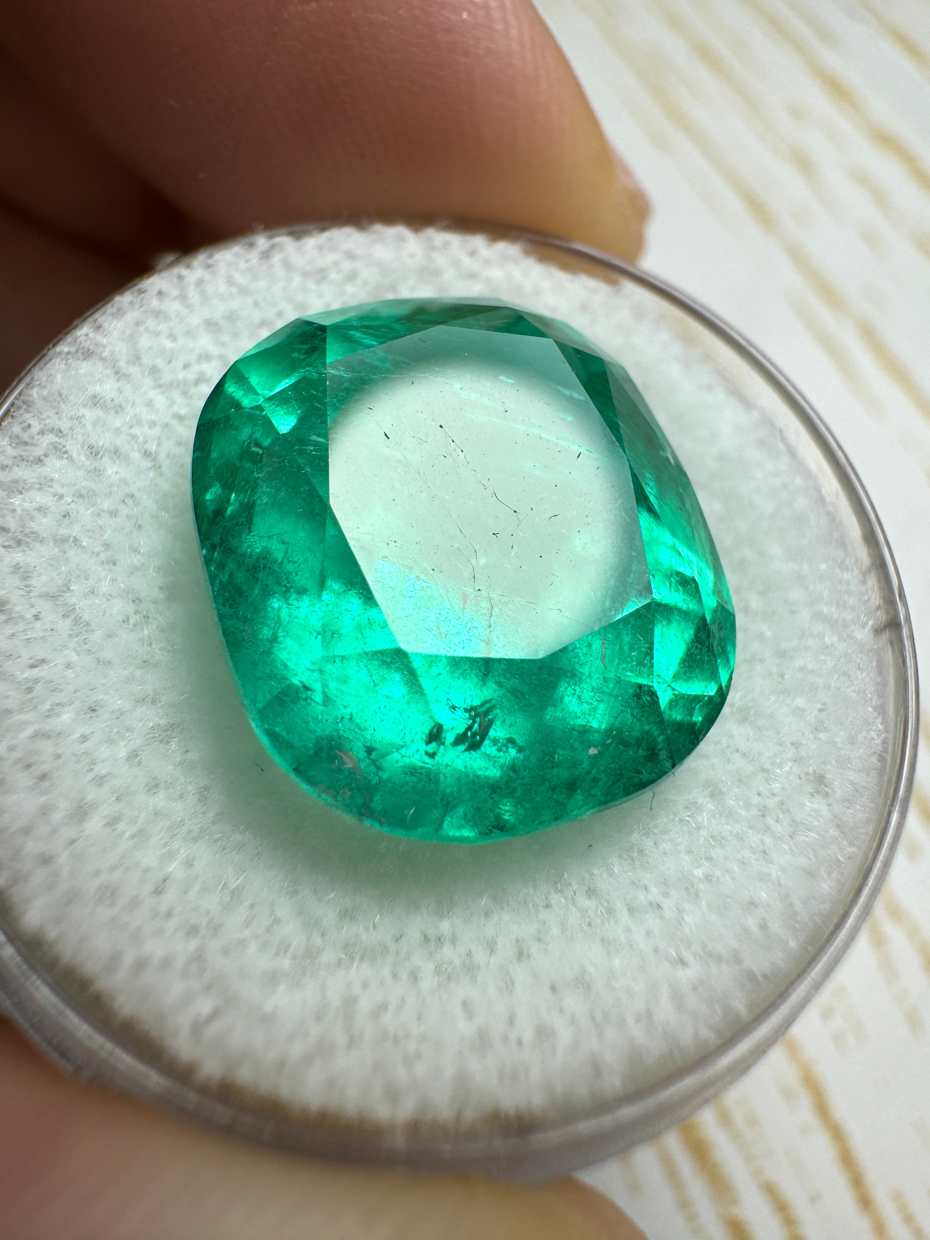 14.44 Carat Bluish Green Natural Colombian Emerald - Cushion Cut Loose Gemstone for Jewelry Making, Engagement Rings & Collector's Items