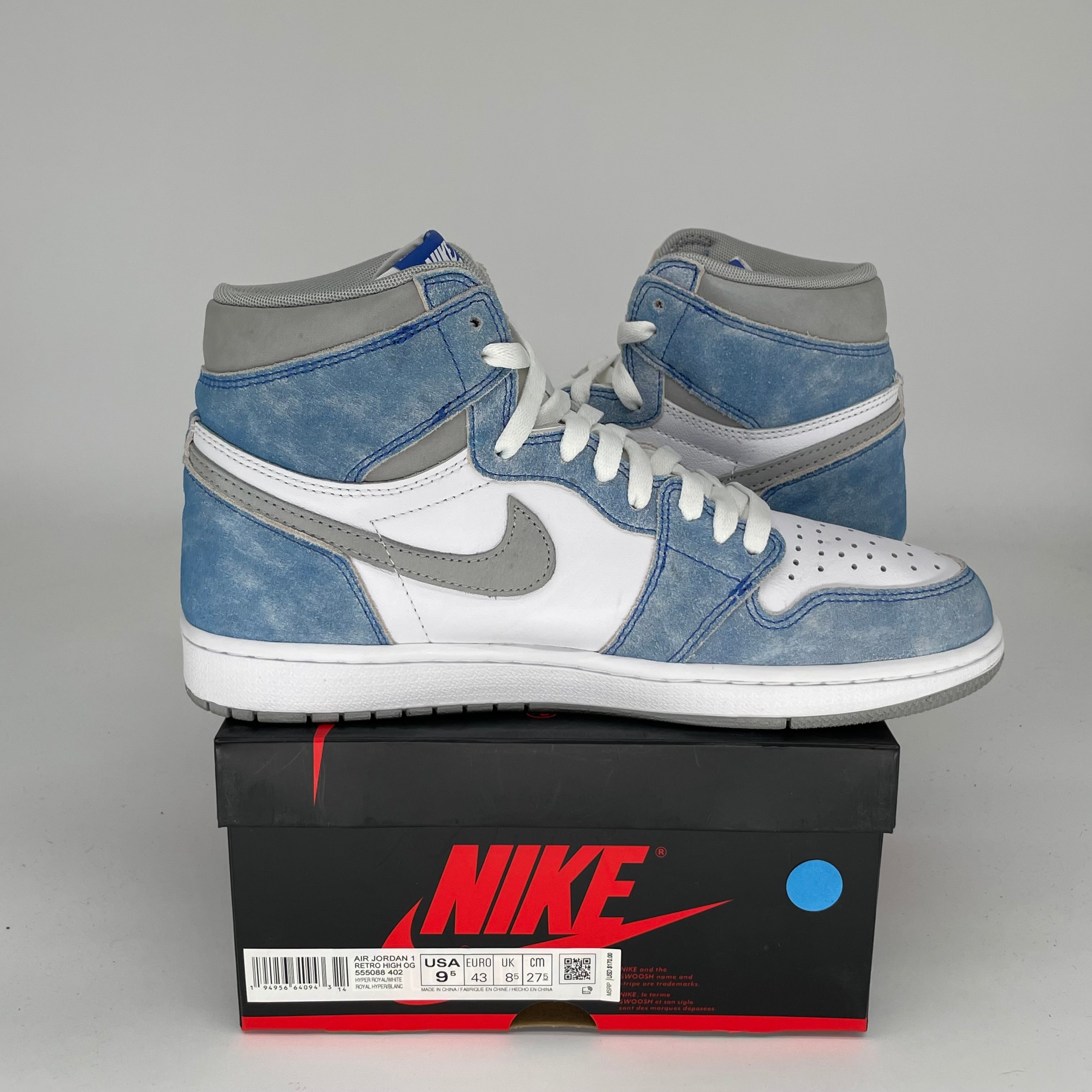 AIR JORDAN 1 HYPER ROYAL Sneakers - Men's Size 9.5 US (555088-402) - Blue & White Basketball Shoes for Casual Wear & Street Style