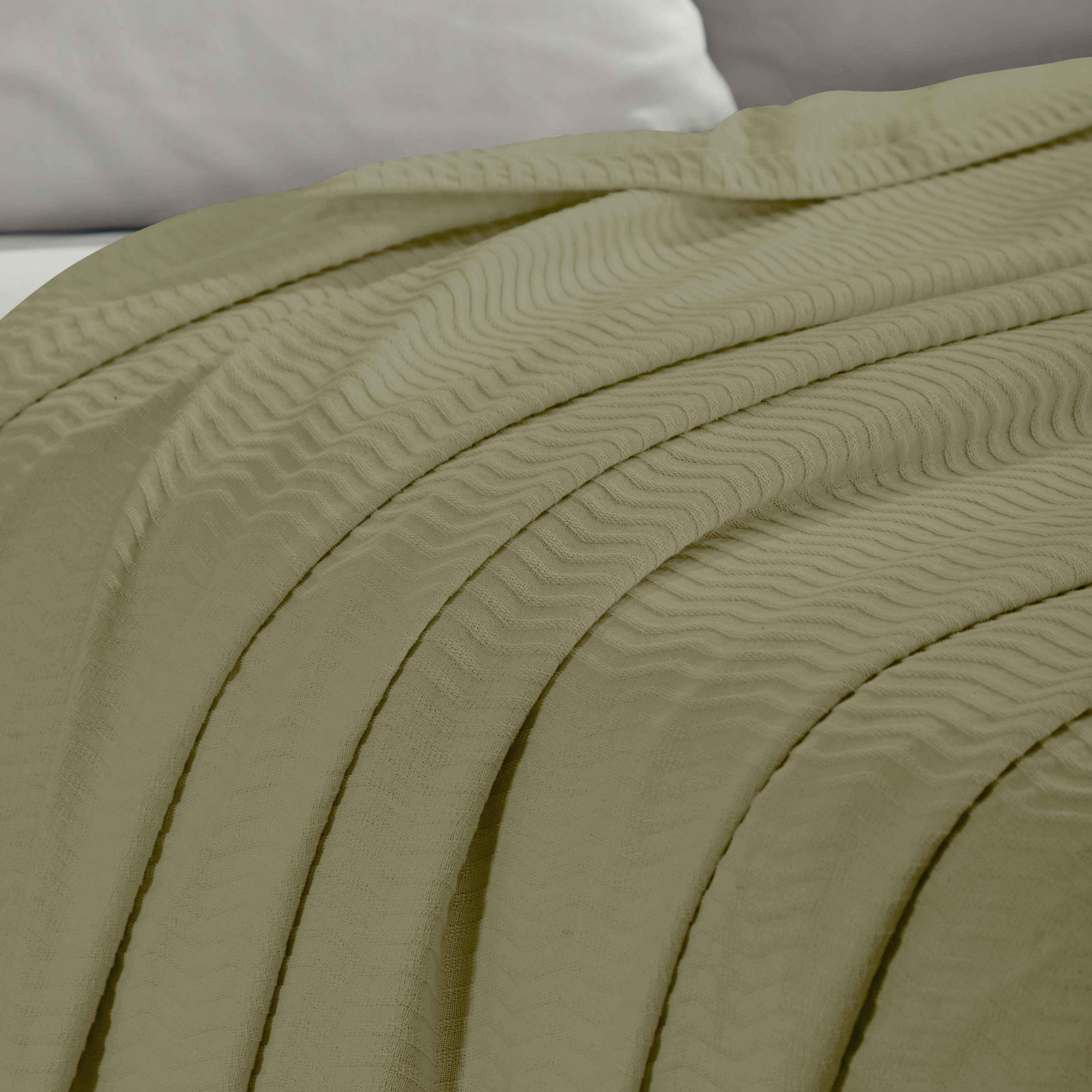Jena Cotton Textured Chevron Lightweight Woven Blanket - Soft & Breathable Throw for Sofa, Bed & Outdoor Use - Cozy Home Decor & Picnic Essential
