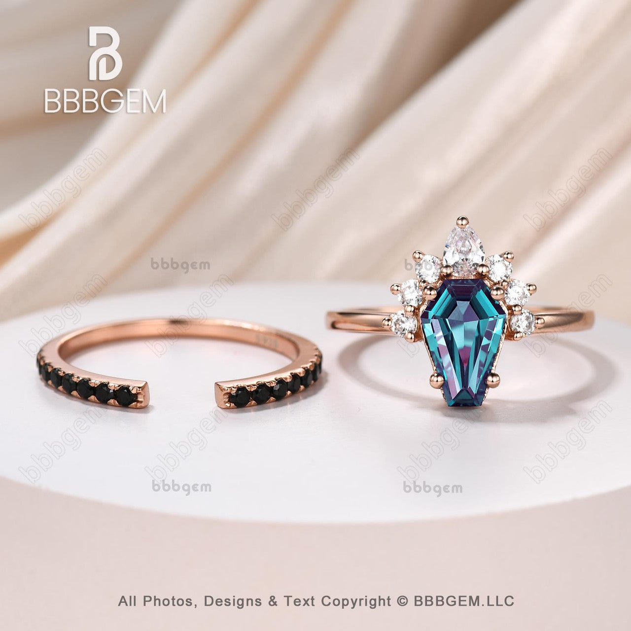 Vintage Rose Gold Coffin Alexandrite Engagement Ring Set with Open Gap Black Spinel Band for Women - Perfect Anniversary Gift for Her, Wedding Proposal, Valentine's Day & Special Occasions