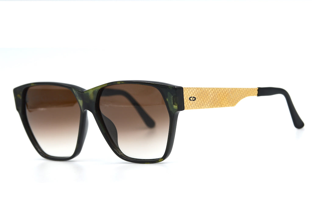 Christian Dior 2565 60 Sunglasses - Luxury Designer Shades for Women & Men | UV Protection, Fashionable & Elegant | Perfect for Beach, Driving & Outdoor Activities