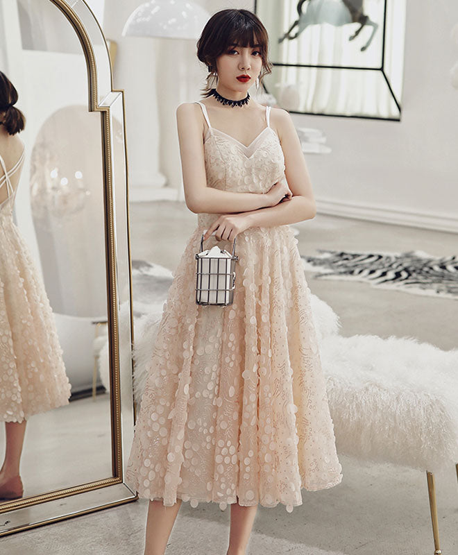 Elegant Champagne Tulle Prom Dress - Unique Formal Gown for Homecoming, Wedding & Special Occasions