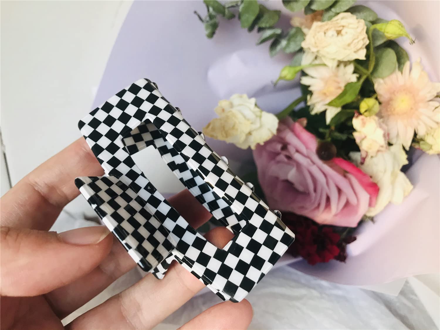 Fashion Checkered Hair Claw Clips for Women & Girls - Retro Rectangle Hair Clamps for Thick Hair Styling - YOEMAYUNER (1PC Black) - Perfect for Parties, Weddings & Everyday Hairstyles