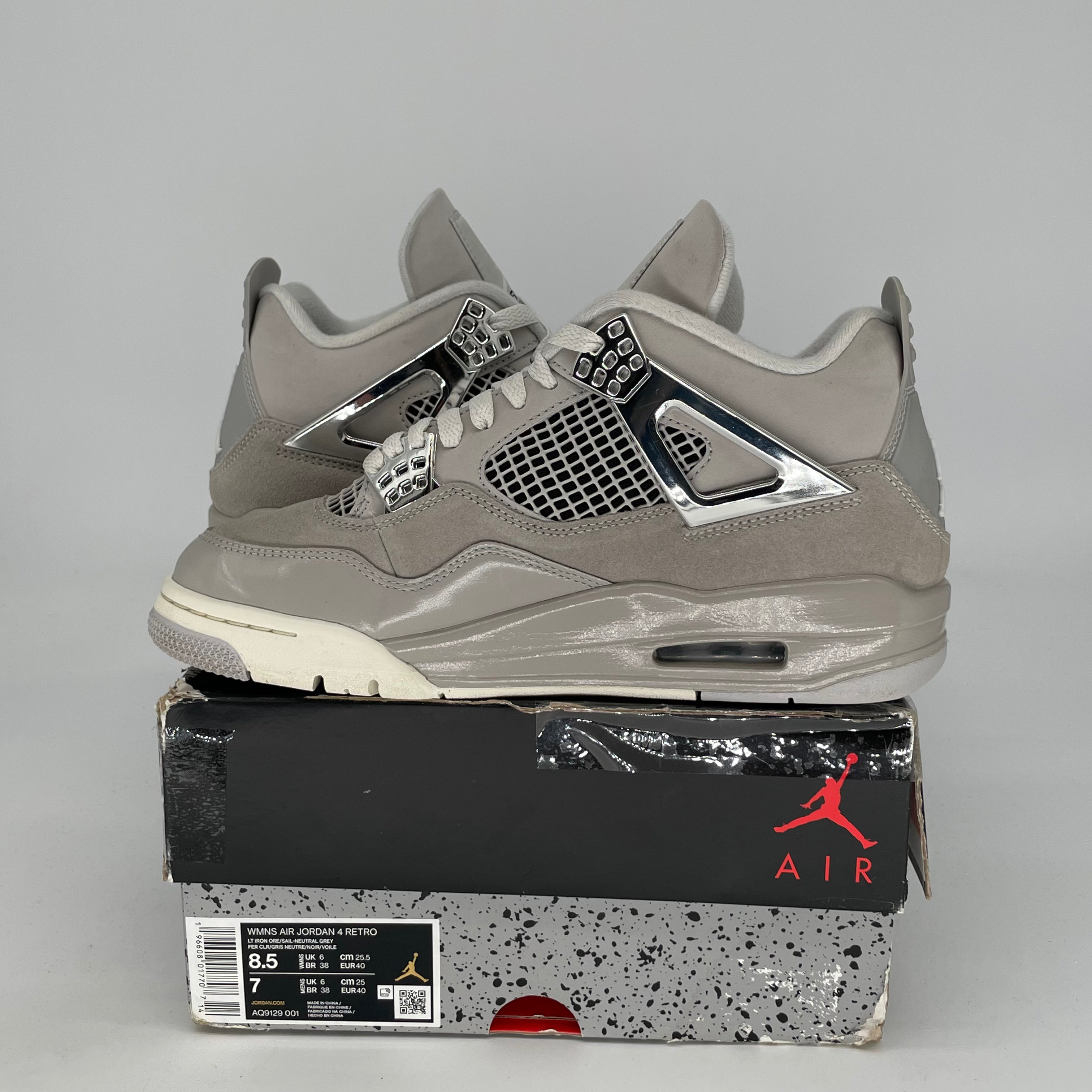 AIR JORDAN 4 FROZEN MOMENTS Women's Basketball Shoes Size 7/8.5W AQ9129-001 - Perfect for Streetwear Fashion & Court Performance