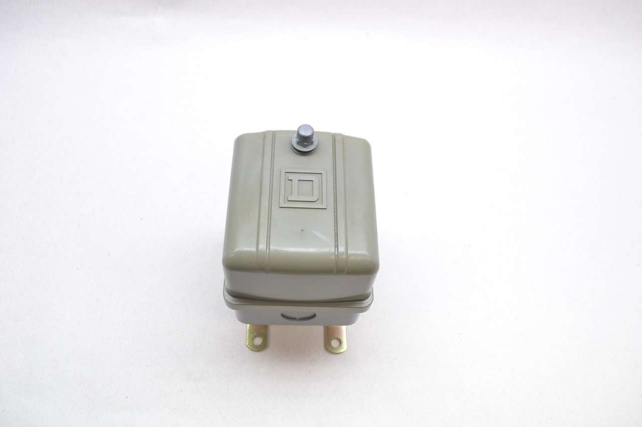 Liquid Level Switch - Close On Rise Sensor for Water Tank, Pool & Industrial Use | Reliable Fluid Level Detection
