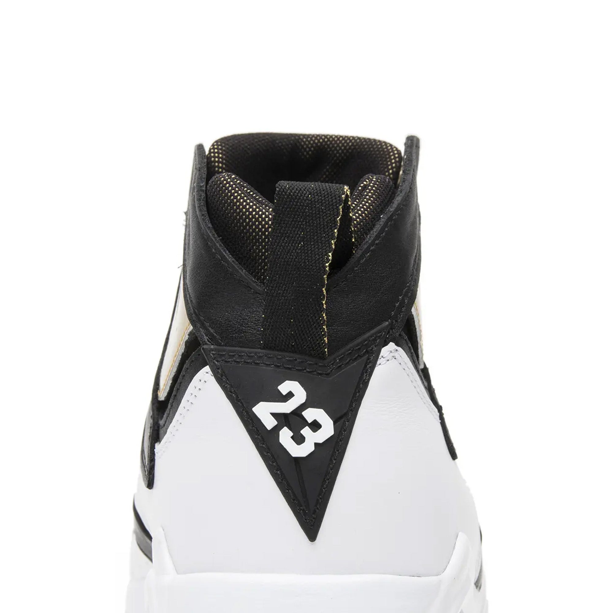 Air Jordan 7 Retro Championship Pack Champagne (2015) - Limited Edition Basketball Shoes for Men - Perfect for Sneaker Collectors & Court Performance