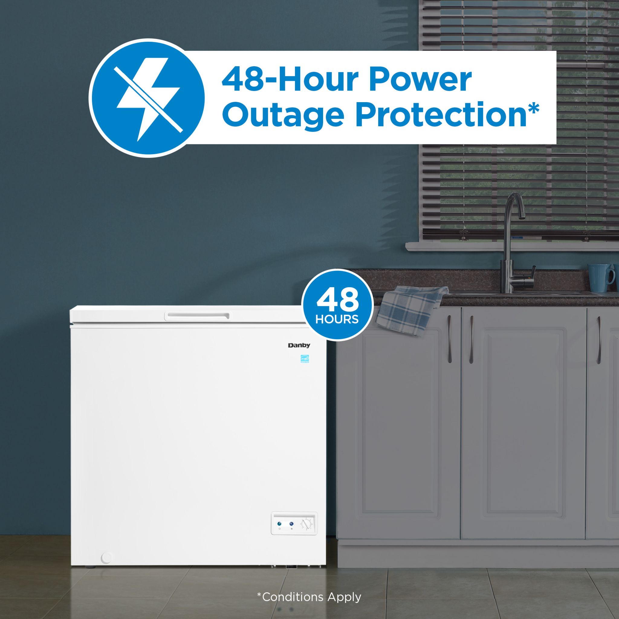 Danby 7.0 Cu. Ft. Chest Freezer (DCF070A5WDB) - Energy Efficient White Deep Freezer for Home, Garage & Basement - Perfect for Storing Meat, Frozen Foods & Bulk Groceries