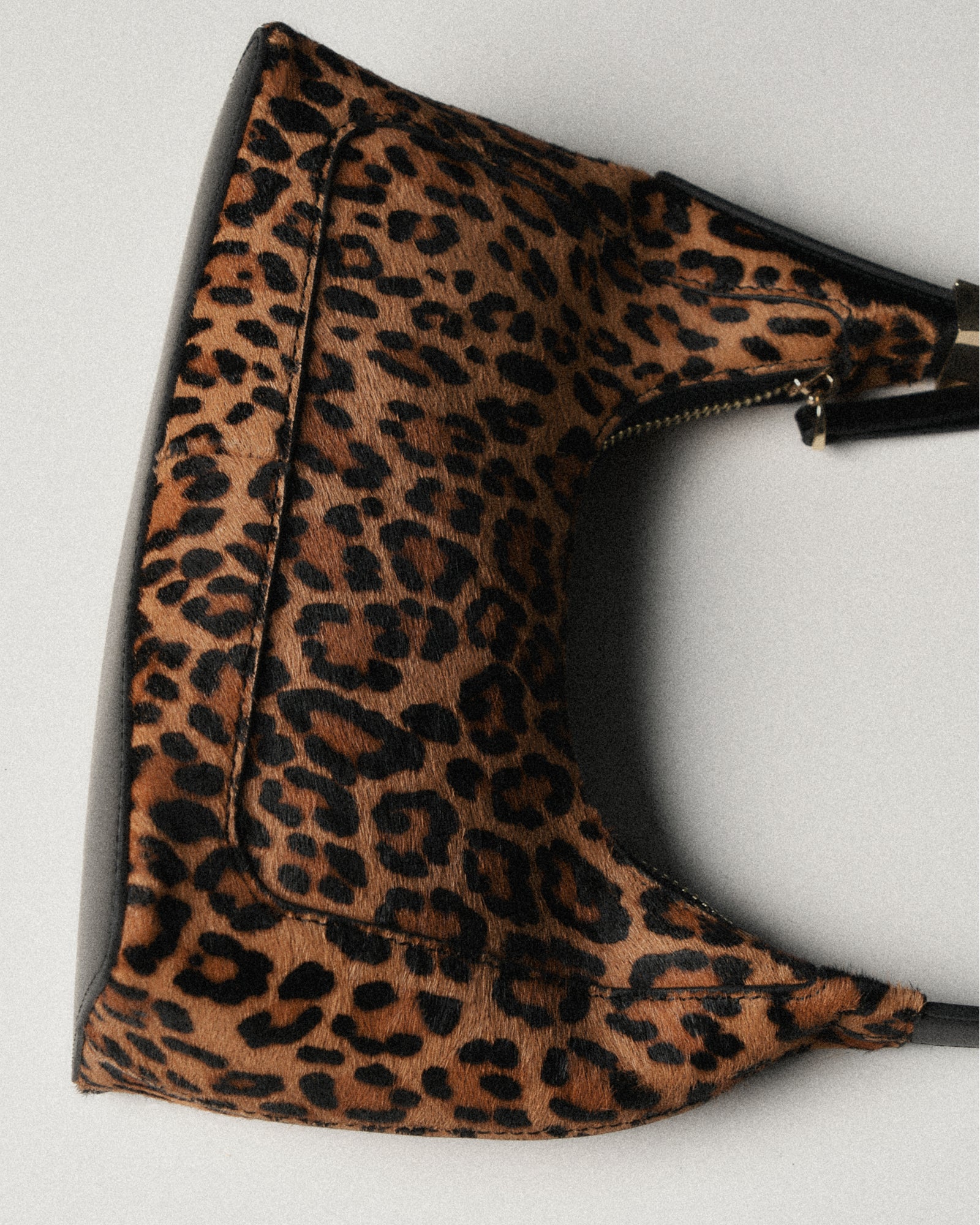 ISABEL Women's Faux Leather Leopard Print Shoulder Bag - Stylish Crossbody Purse for Work, Travel & Everyday Use