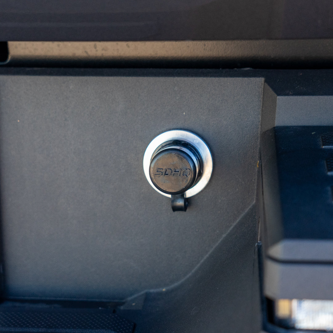 2022-2024 Toyota Tundra Bulkhead Air Chuck & Switch Mounting Kit – Heavy Duty Off-Road Air System for Tire Inflation & Accessories
