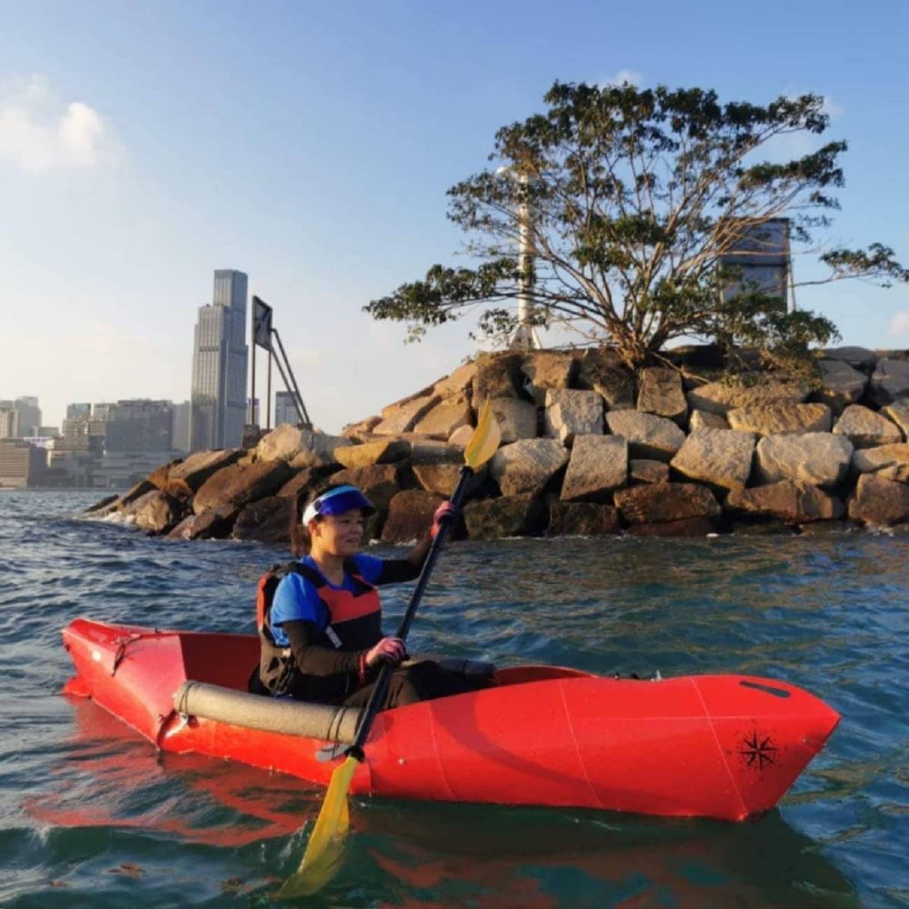 Foldable Kayak with Hard Shell - Lightweight, Adjustable & Easy to Transport | 10 Color Options | Quick Setup for Fishing, Lakes & Rivers | Comfortable Sit-in Design for Outdoor Adventures
