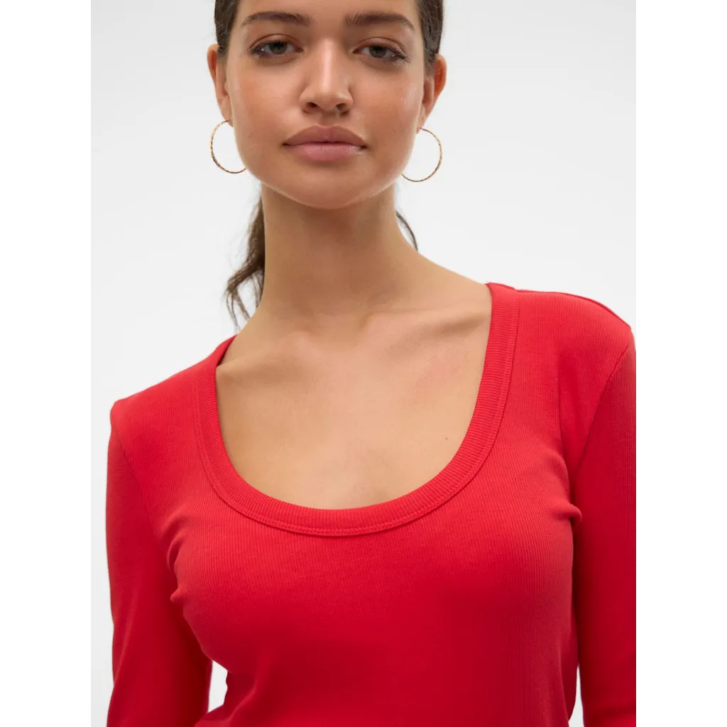 Vero Moda Women's Cotton Scoop Neck Basic T-Shirt - Soft Casual Tee for Everyday Wear, Layering & Outfit Styling