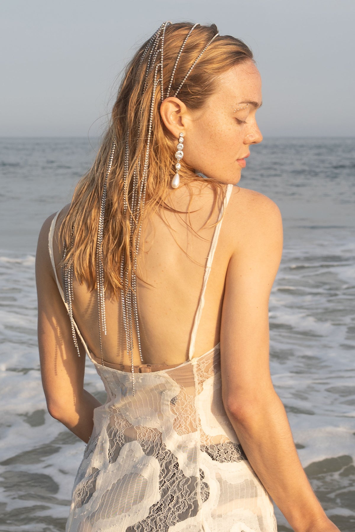 Alaia Crystal Headband for Women - Elegant Rhinestone Hair Accessories for Parties, Weddings & Special Occasions