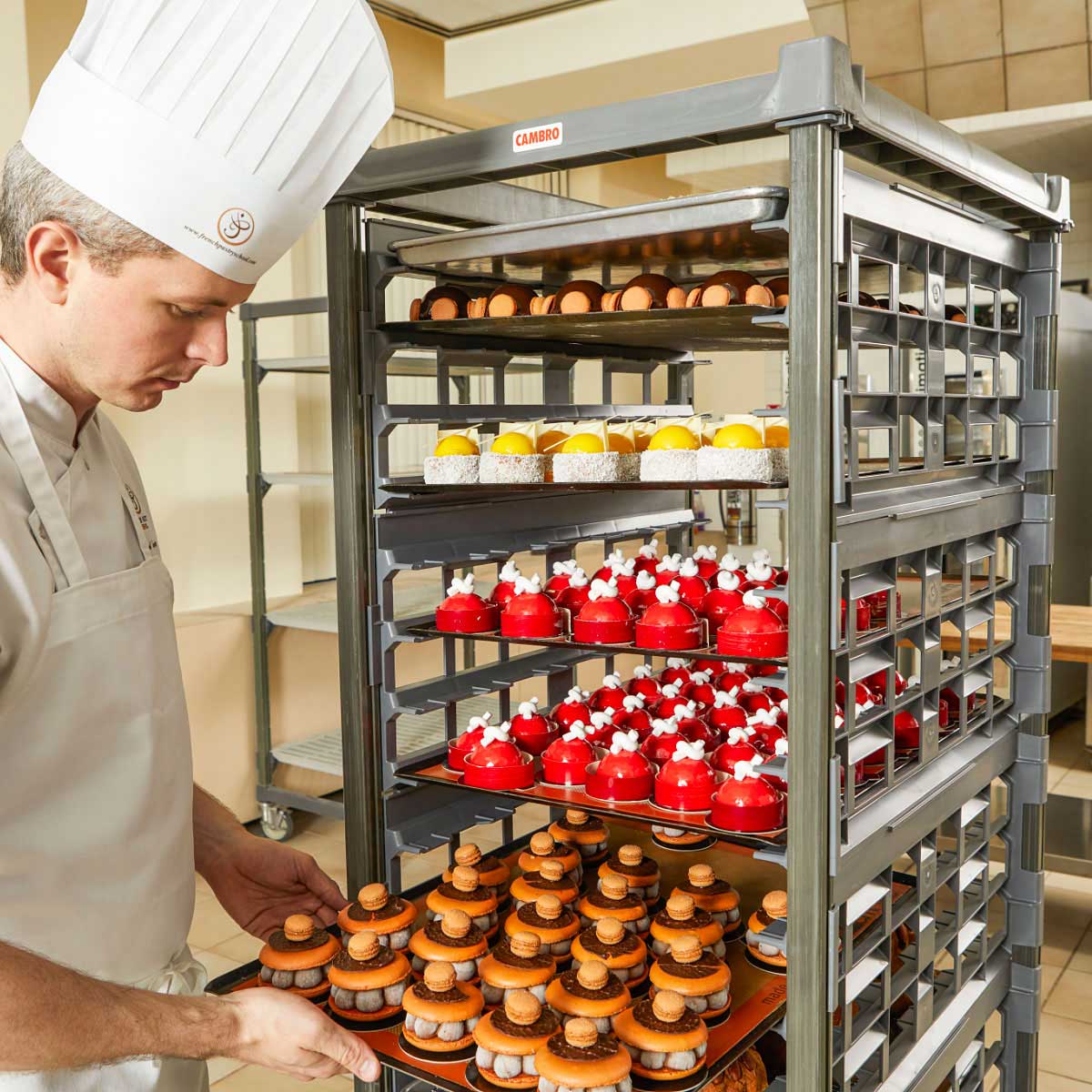 Cambro UPR1826FP20580 Ultimate Full-Size Sheet Pan Rack with 3-Rail Spacing - Perfect for Commercial Kitchens, Bakeries & Food Service Storage