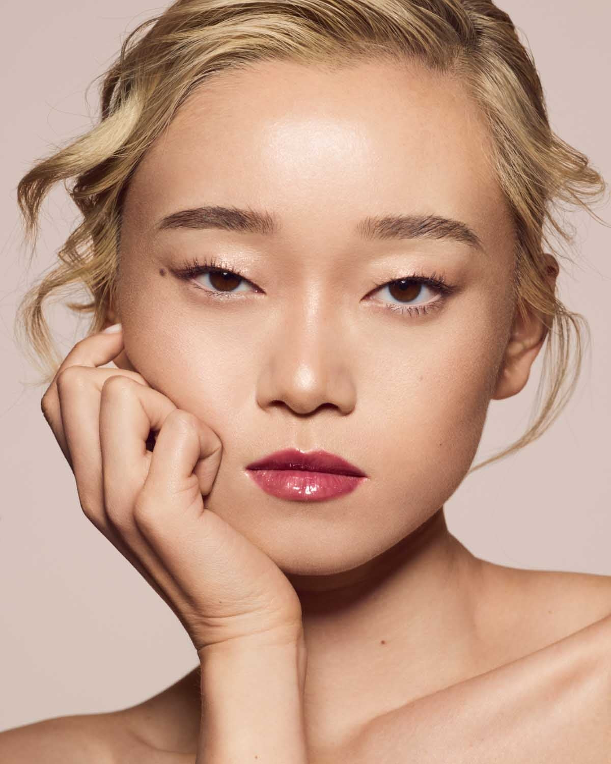 Fenty Beauty Gloss Bomb Universal Lip Luminizer - Shiny Lip Gloss for All Skin Tones | Perfect for Everyday Wear, Date Night & Special Occasions