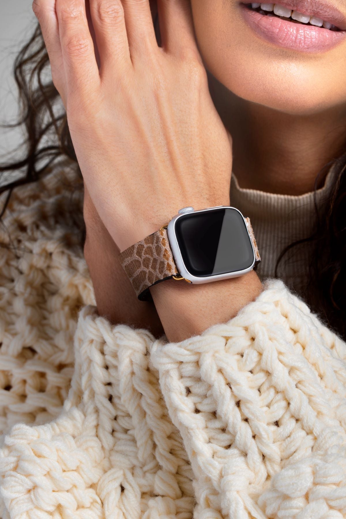 Genuine Leather Snake Print Apple Watch Band - Stylish & Durable Replacement Strap for Workout, Office & Everyday Wear