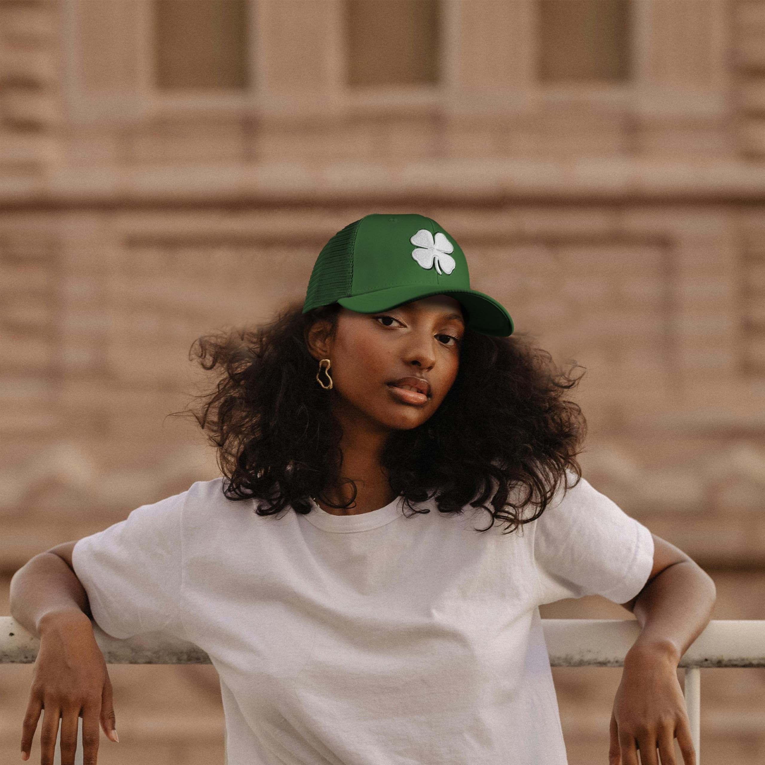 Stylish Clover Hats for Men & Women - Black 4-Leaf Lucky Golf & Baseball Cap - Perfect for Golfing, Outdoor Sports & Everyday Fashion