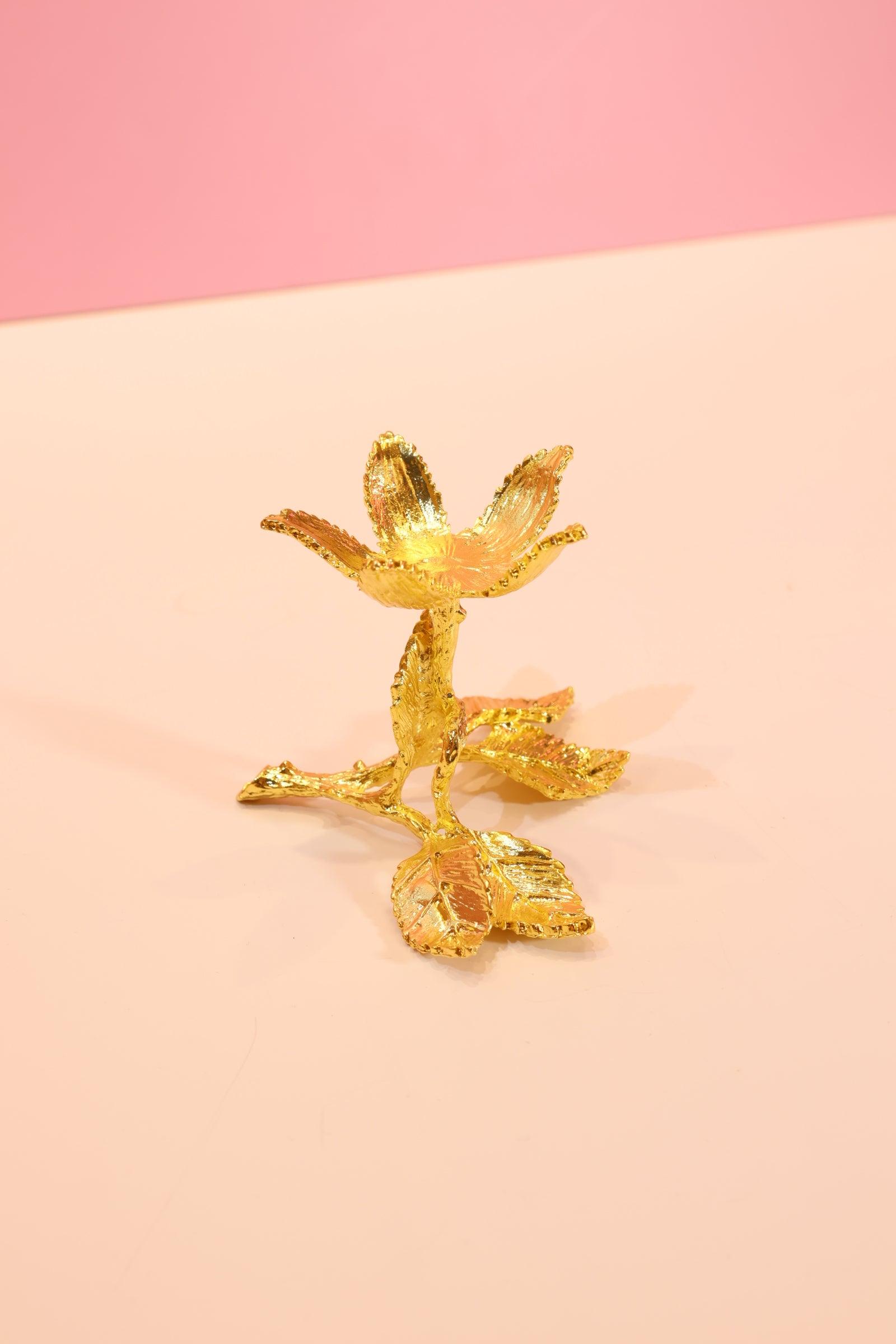 Golden Leaf Sphere Stand (Short) - Elegant Home Decor for Centerpieces, Wedding Decor, and Tabletop Displays