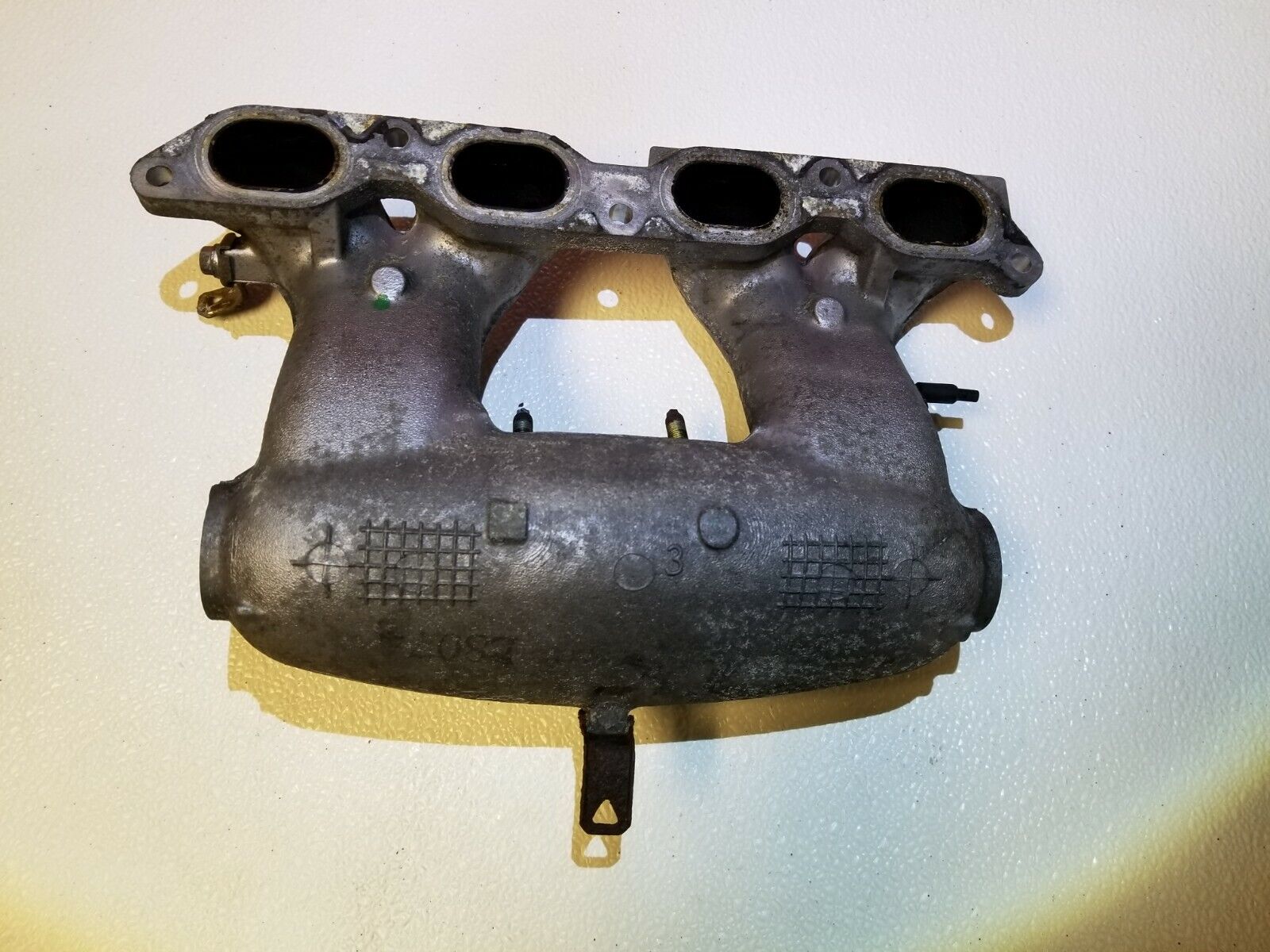 04 05 06 Scion XA 1.5L Lower Intake Manifold OEM Replacement Part - Perfect for Engine Performance Upgrade & Repair