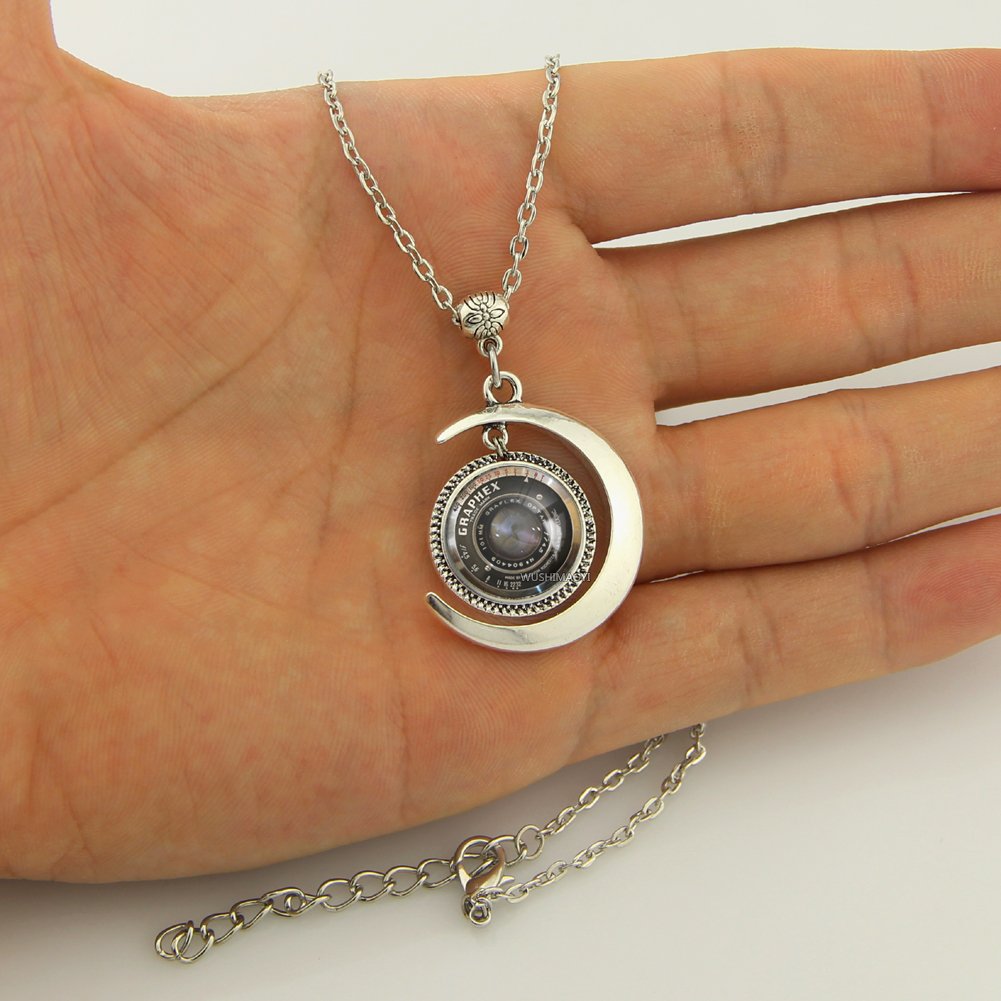 Vintage Camera Lens Pendant Necklace - Moon Pendant Jewelry with Grahpex Design for Photography Lovers | Perfect Gift for Photographers & Vintage Style Enthusiasts