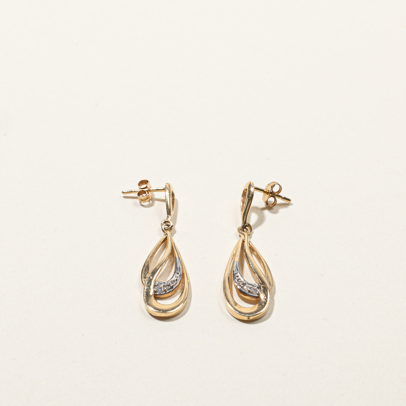 0.07ctw Diamond Dangle Earrings for Women - Elegant & Sparkling Drop Earrings for Parties, Weddings & Special Occasions