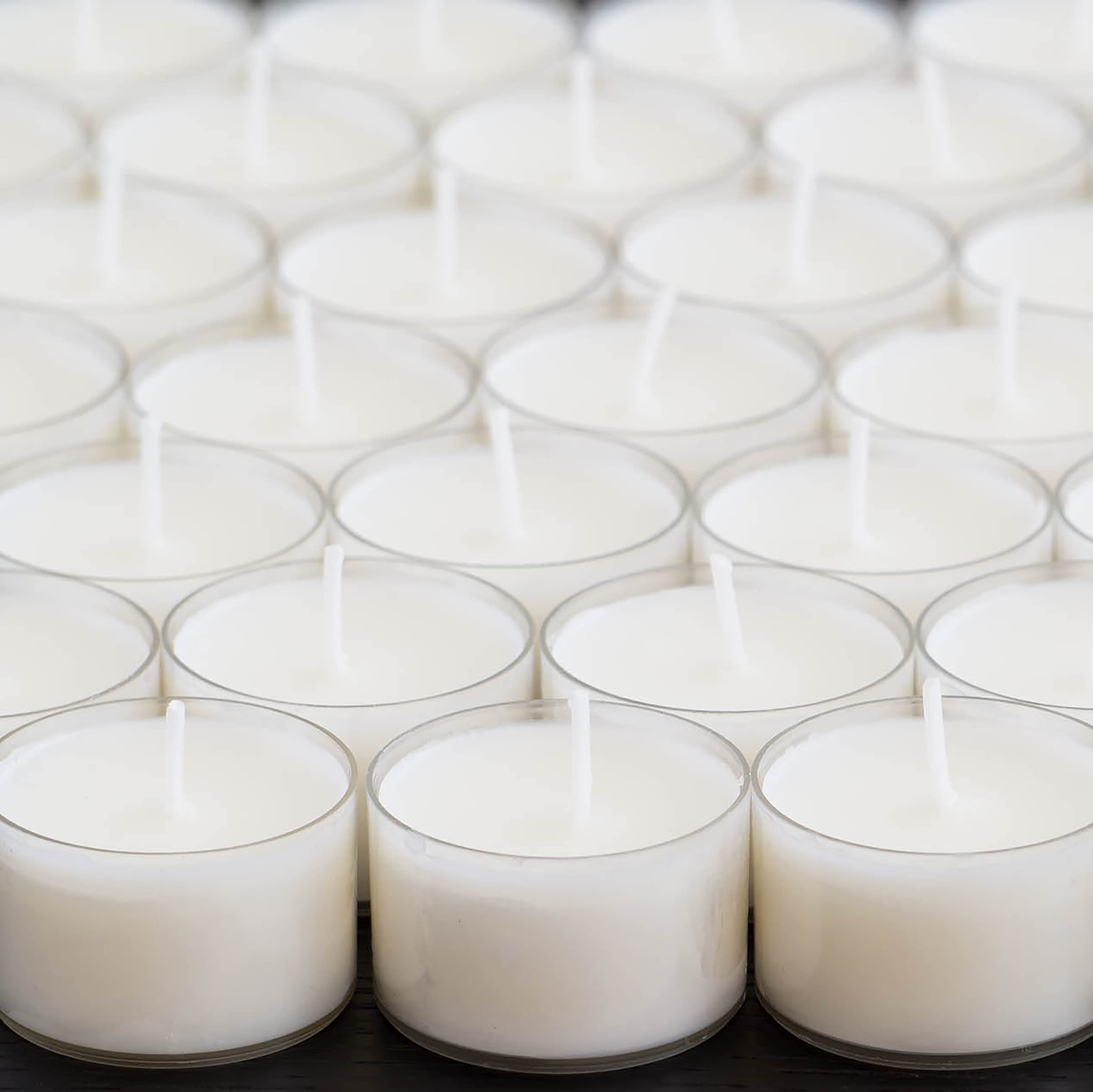 Stonebriar Bulk 96 Pack Unscented Smokeless Long-Burning Clear Tea Light Candles - 8 Hour Burn Time, White - Perfect for Weddings, Restaurants, Spa Relaxation & Home Decor