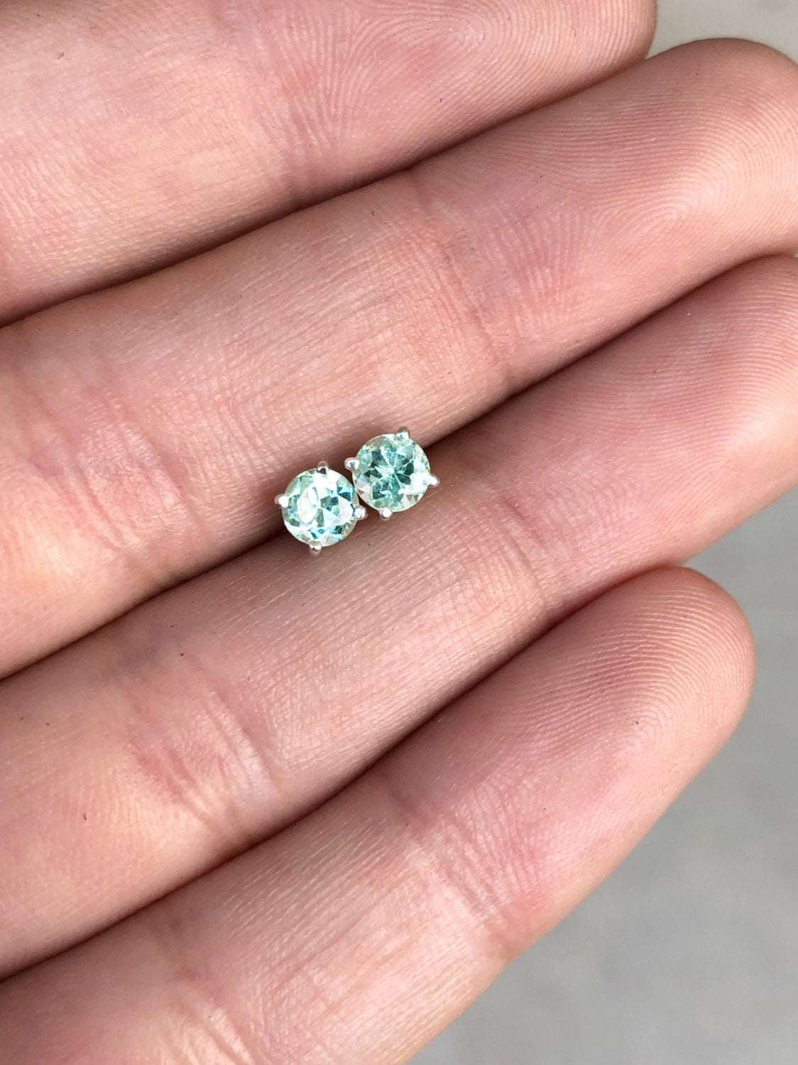 0.75tcw Bright Green Round Prong Round Emerald Stud Earrings in 925 Sterling Silver - Perfect for Weddings, Parties & Everyday Elegance