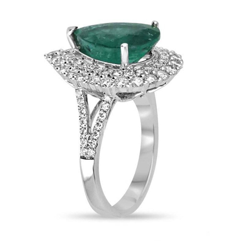 8.70tcw Pear Cut Emerald & Double Diamond Halo 18K Gold Engagement Ring for Women - Perfect for Proposals, Anniversaries & Special Occasions
