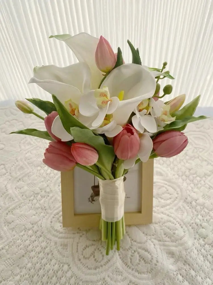 White Calla Lily Bridal Bouquet - Handmade Artificial Silk Wedding Flowers for Bridal Shower, Ceremony & Home Decor