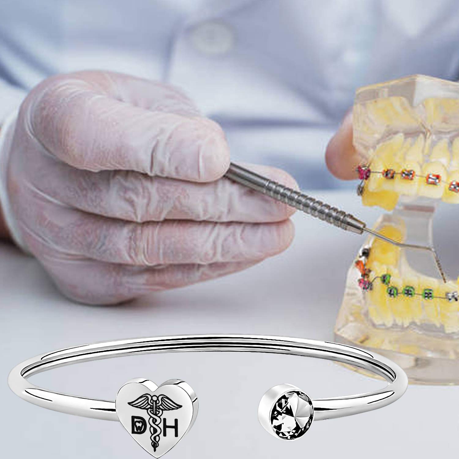 FUSTMW Dental Hygienist Bracelet - Elegant Dentist Jewelry Gift for Graduation & Appreciation - Medical Caduceus Charm Bracelet for Dental Professionals | Perfect for Clinics, Graduation Ceremonies & Daily Wear