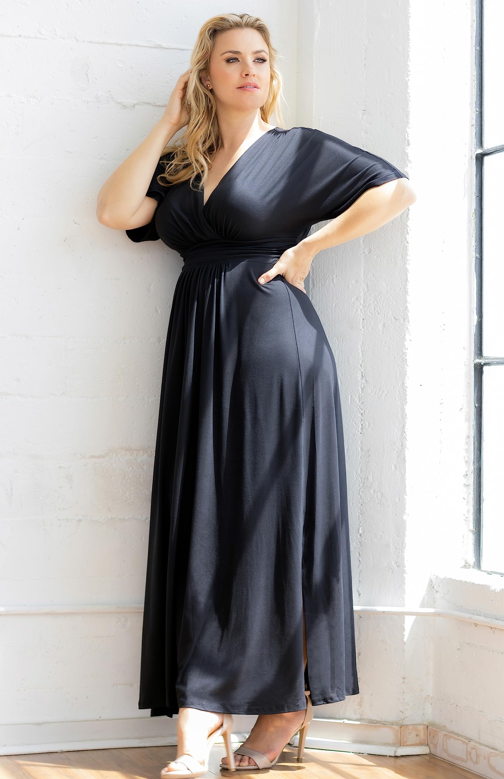 Kiyonna Women's Plus Size Vienna Maxi Dress with Long Sleeves - Elegant Formal & Casual Long Dress for Weddings, Office, Weekend Getaways & Beach Vacations | Perfect for Special Occasions, Work Wear & Holiday Travel