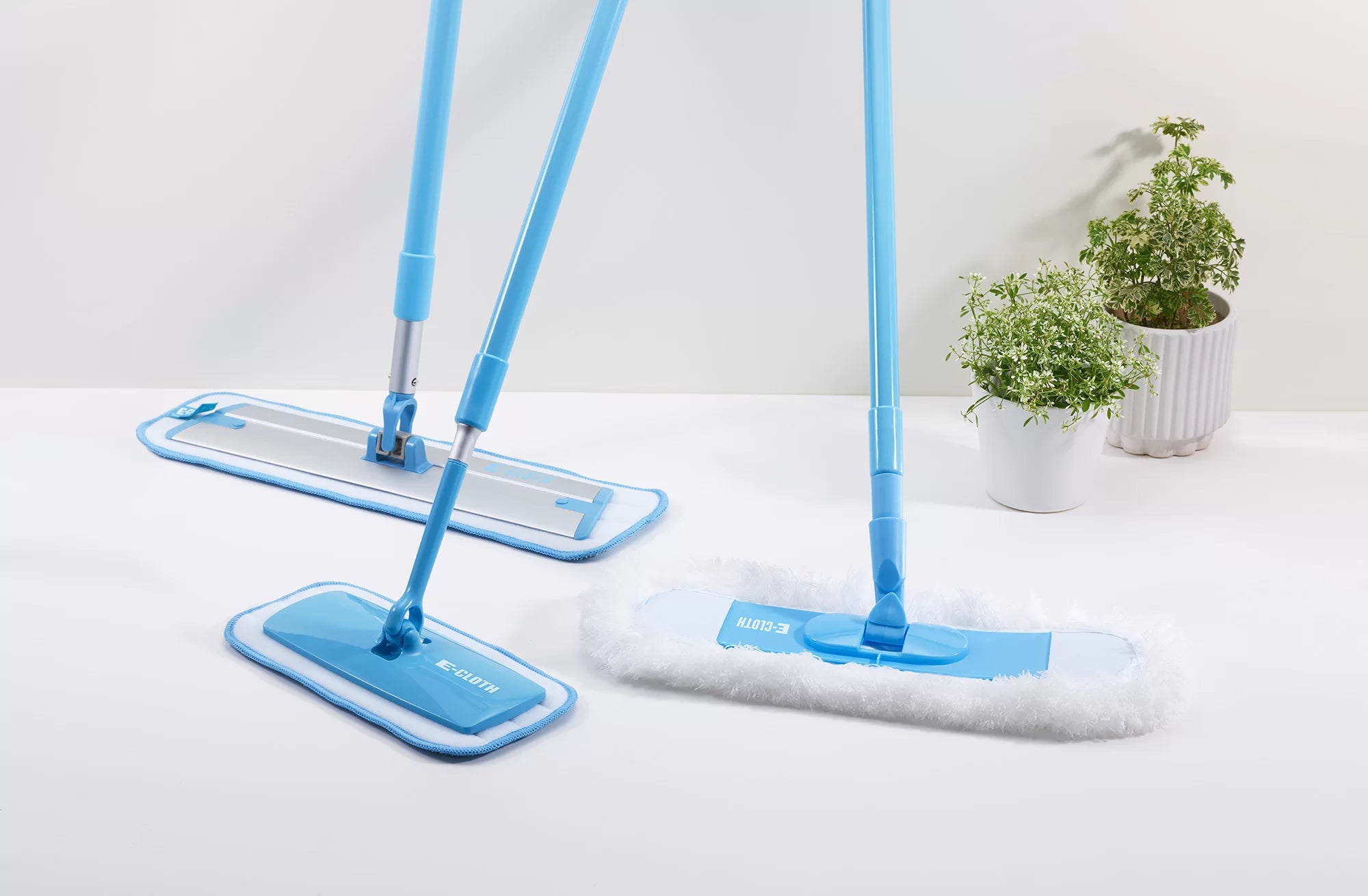 E CLOTH Flexi Edge Floor & Wall Duster - Microfiber Cleaning Tool for Dusting Hard Floors, Walls & Baseboards - Perfect for Home, Office & Pet Hair Removal