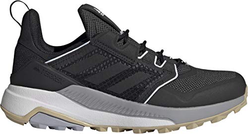 Core Black/Core Black/Halo Silver