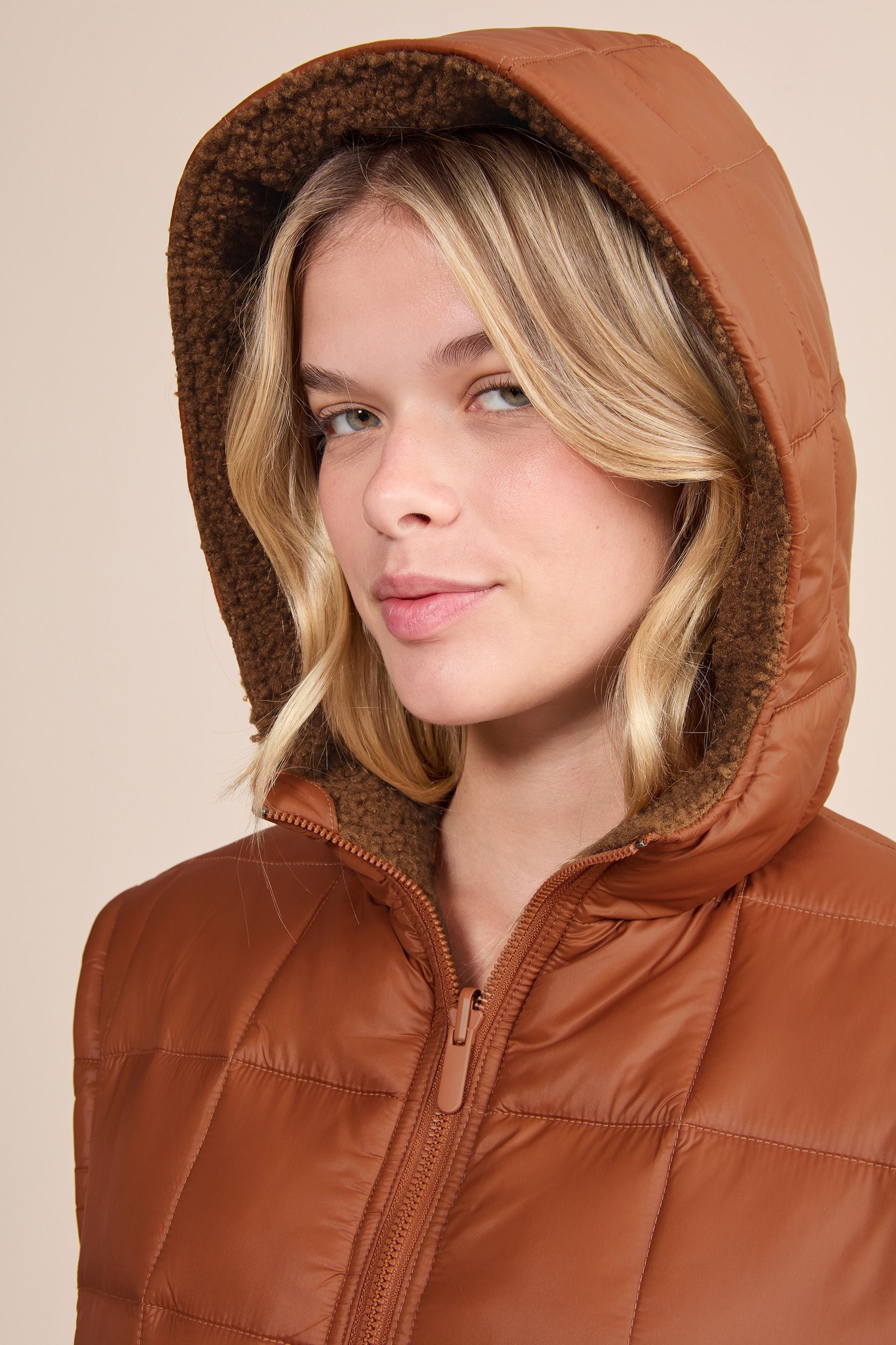 Reversible Teddy Snug Vest for Women - Soft Fleece Winter Warm Jacket - Cozy Outerwear for Casual Wear & Outdoor Activities