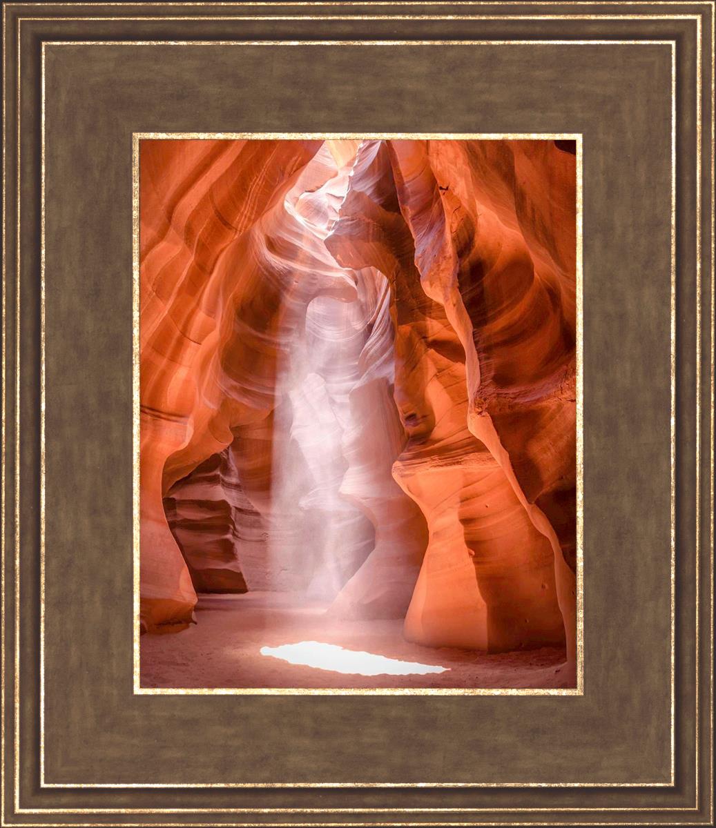 Antelope Canyon Cathedral - Stunning Natural Sandstone Formation in Arizona | Perfect for Photography, Hiking & Nature Exploration