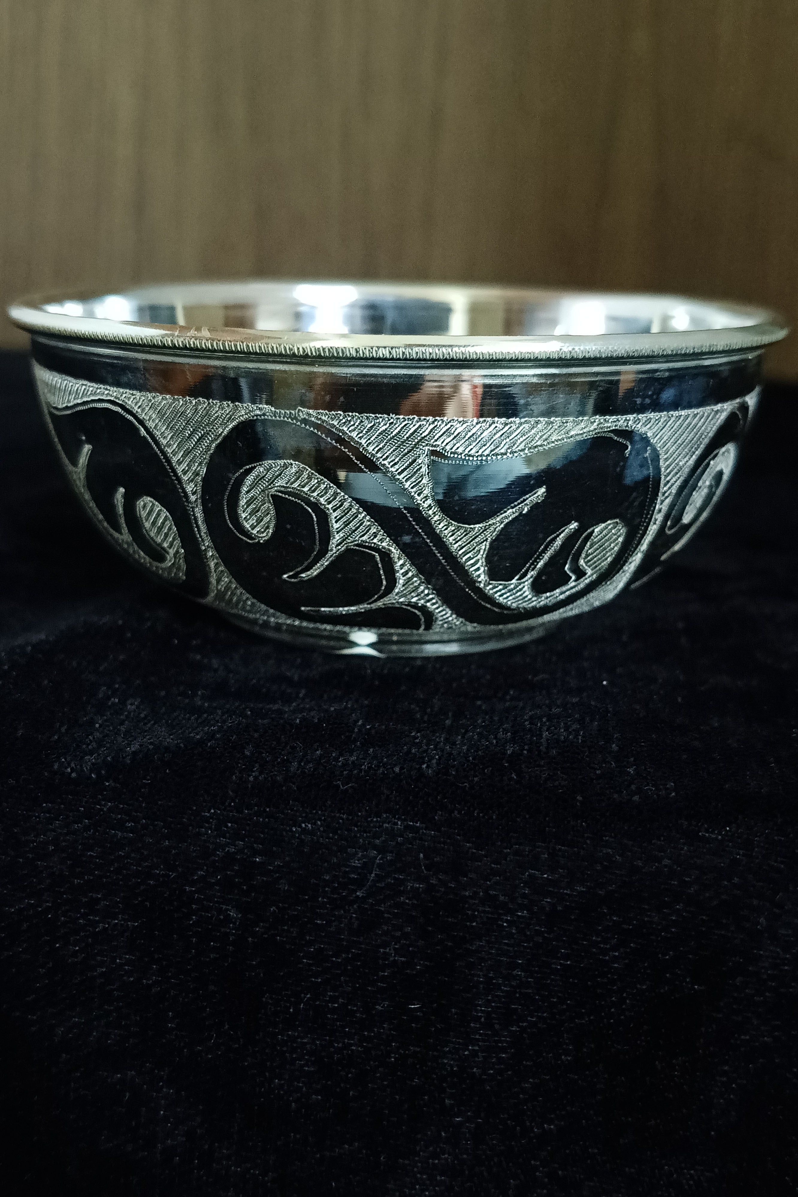 925 Sterling Silver Designer Bowl - Elegant Handcrafted Home Decor for Dining Table, Centerpiece, Gift Giving & Special Occasions