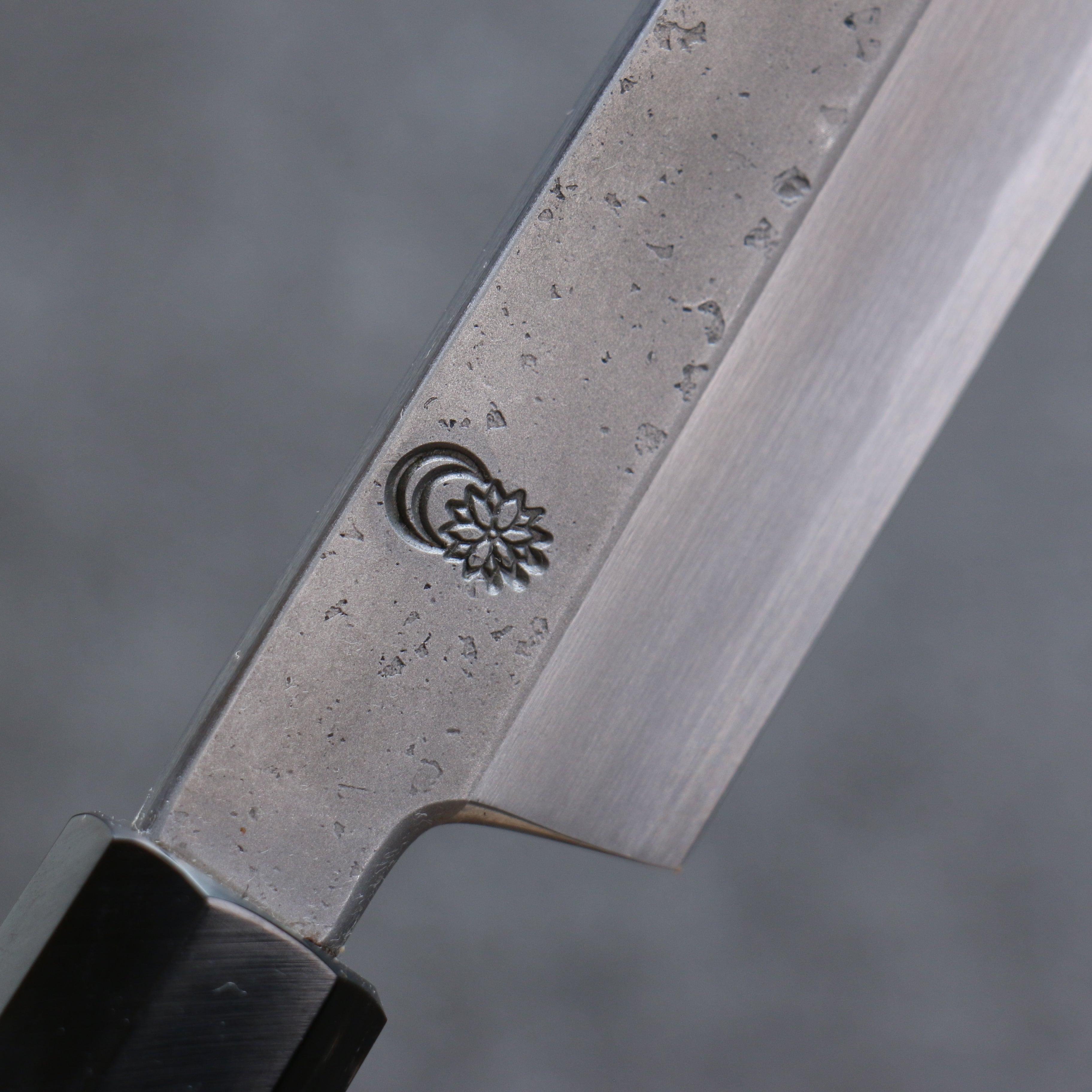 Premium Kikuzuki White Steel No.2 Nashiji Kiritsuke Yanagiba 270mm Japanese Chef Knife with Magnolia Wood Handle - Perfect for Sushi, Sashimi & Precision Cutting