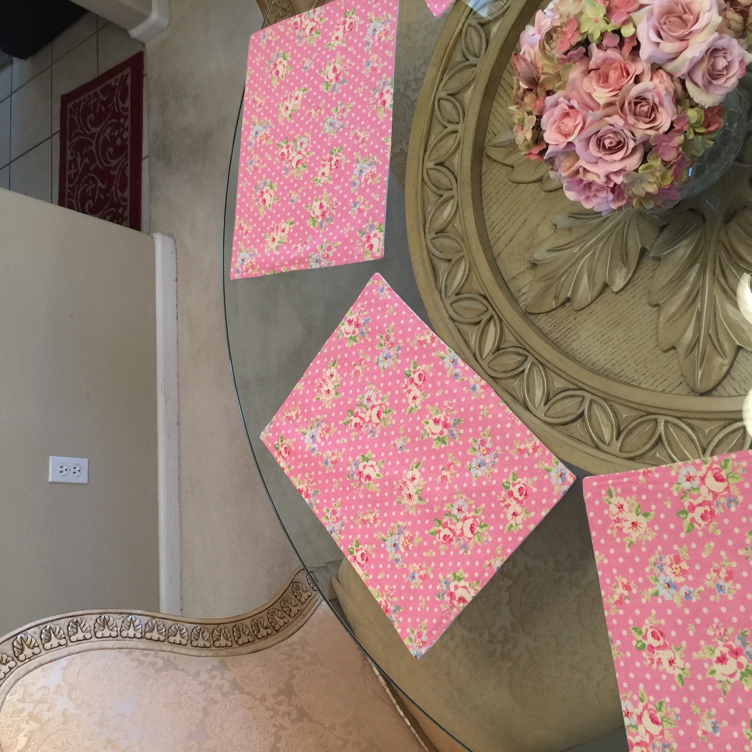 Handmade Pink Floral Reversible Placemat - Set of 1, Washable Tableware for Dining, Kitchen Decor, and Party Settings