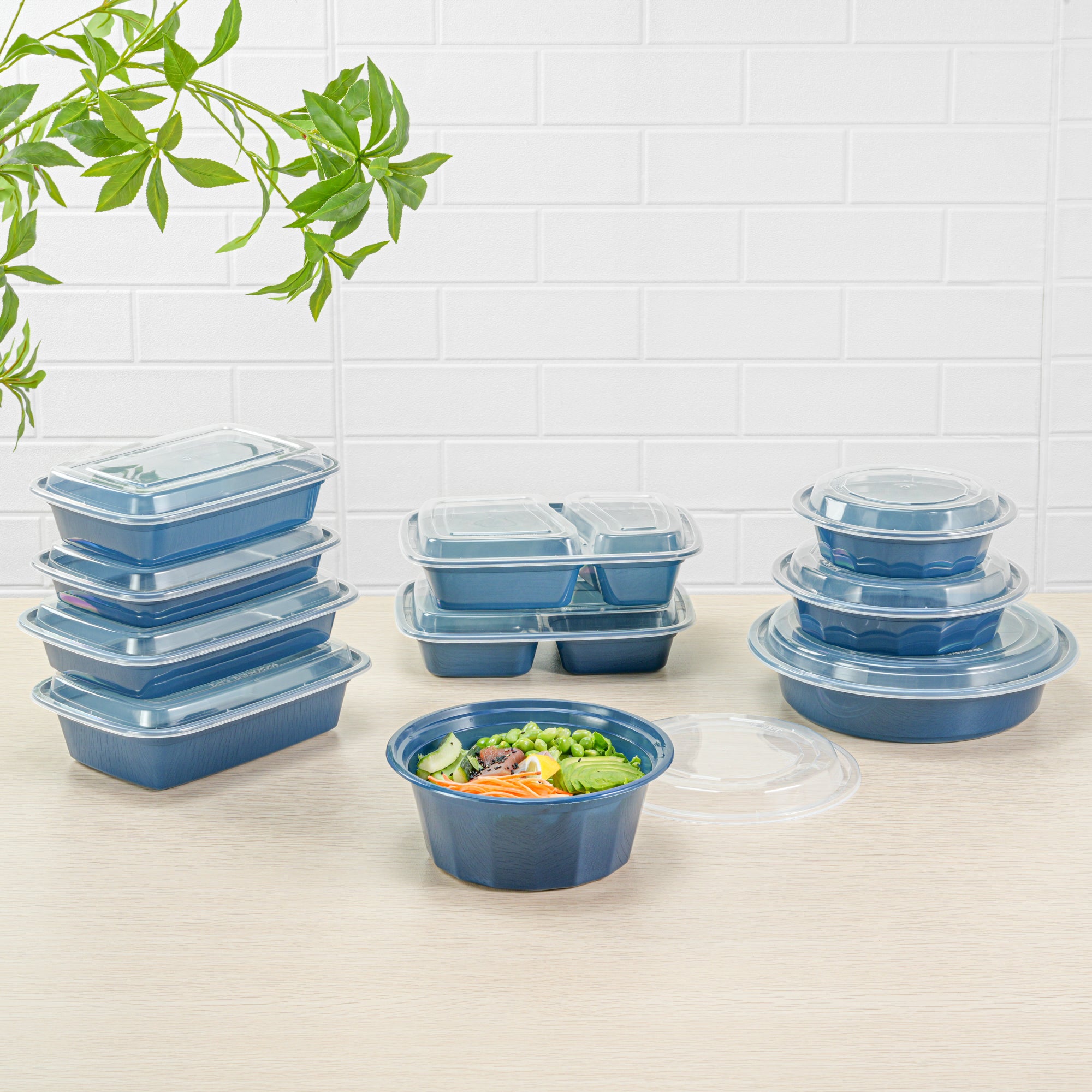 32 oz Round Midnight Blue Plastic Food Storage Containers with Clear Lids - Microwave Safe, BPA Free (100-Pack, 7.25