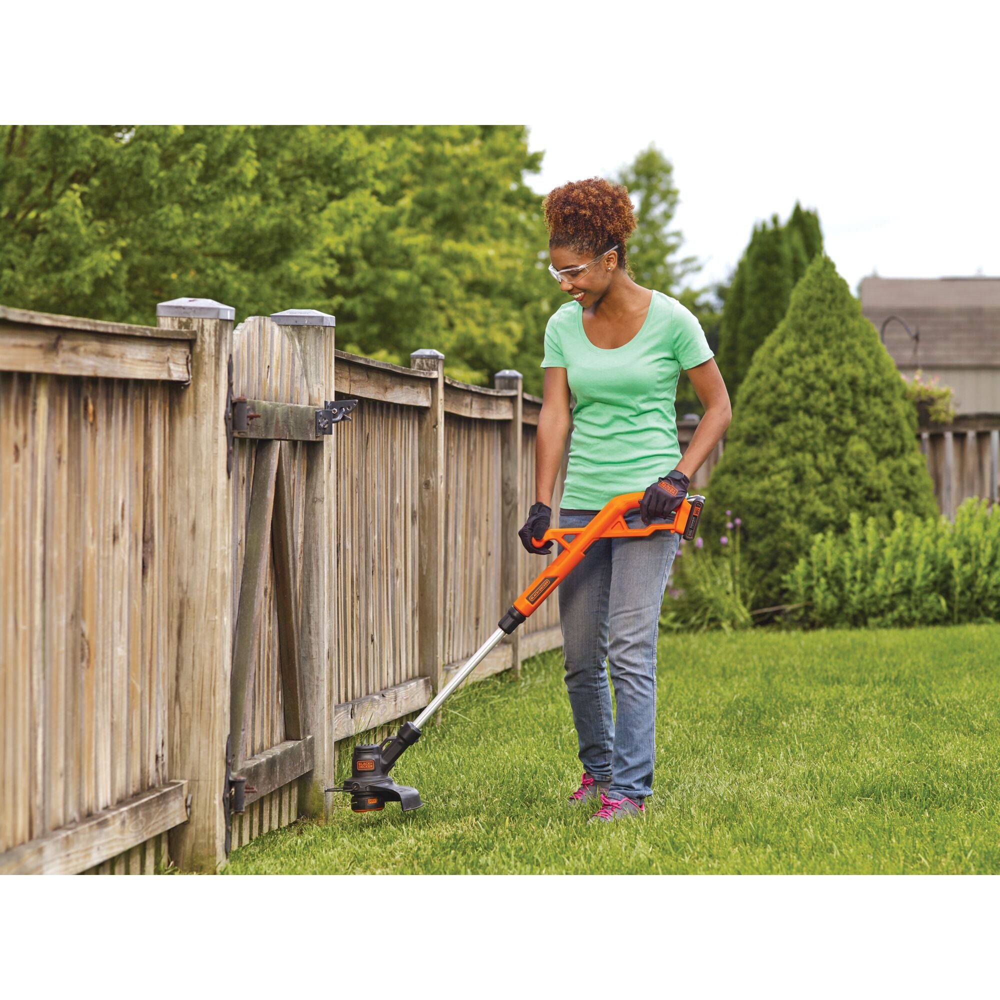 20V MAX* Lithium Cordless 10-Inch String Trimmer & Edger - Lightweight & Powerful for Lawn, Garden, and Yard Maintenance