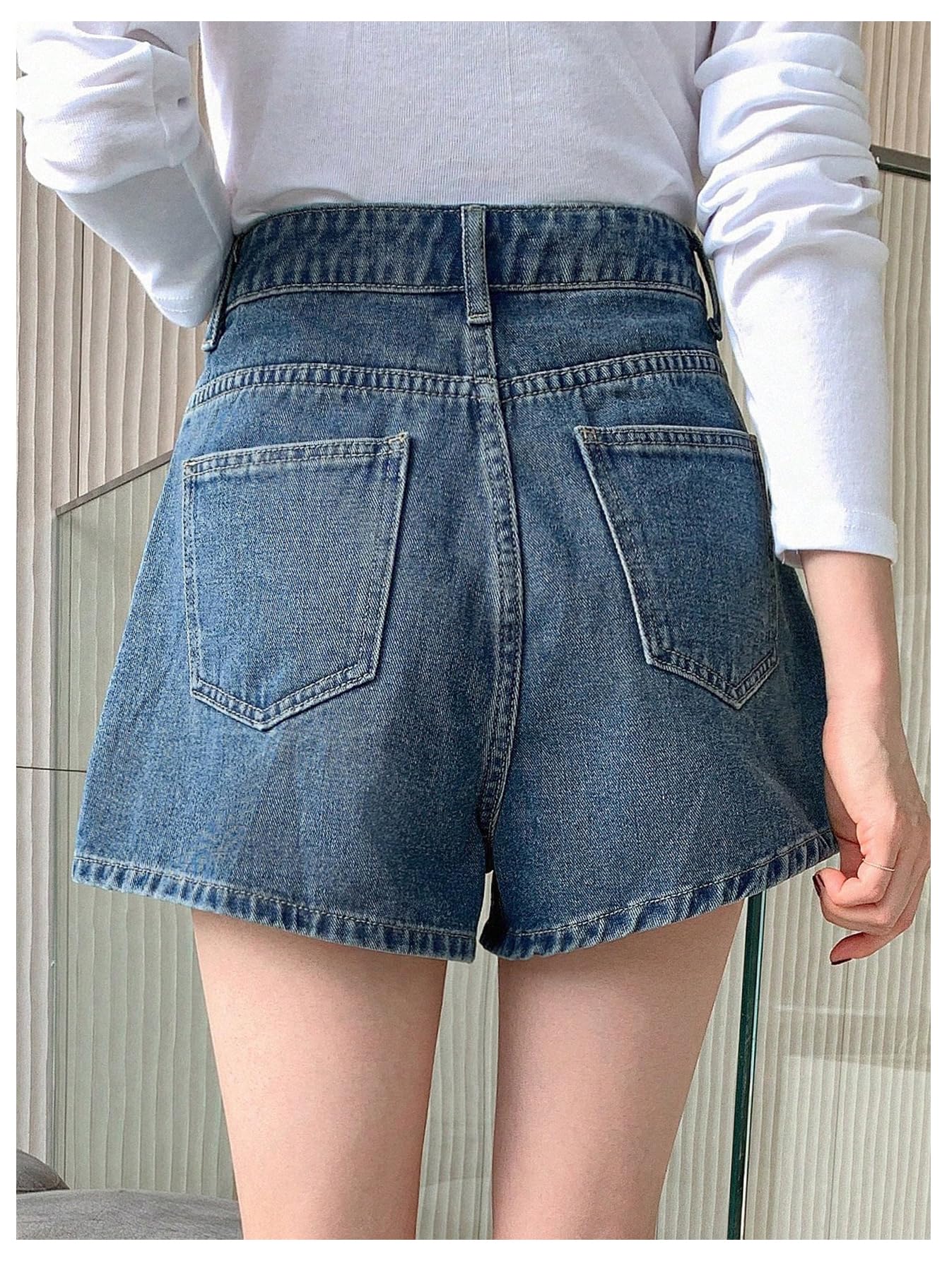 Verdusa Women's High Waist Denim Shorts - Straight Leg Loose Fit Casual Jean Shorts for Summer | Perfect for Beach, Travel, and Everyday Wear
