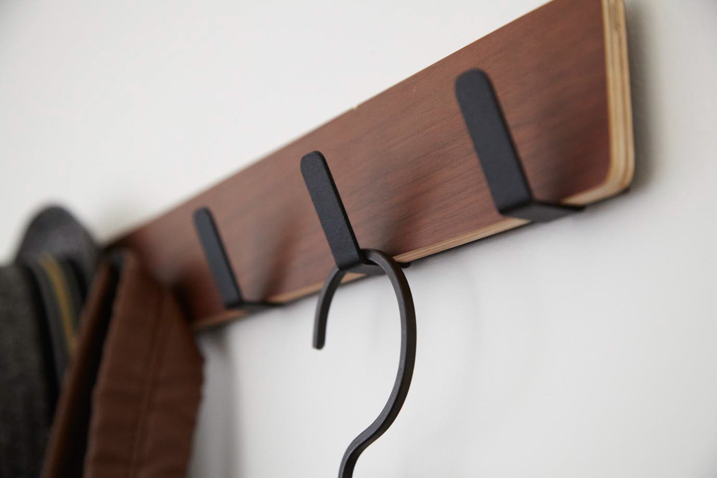 Over the Door Rack - Wooden Hanging Organizer for Closet, Bathroom & Bedroom Storage - Space Saving Solution for Towels, Hats & Accessories