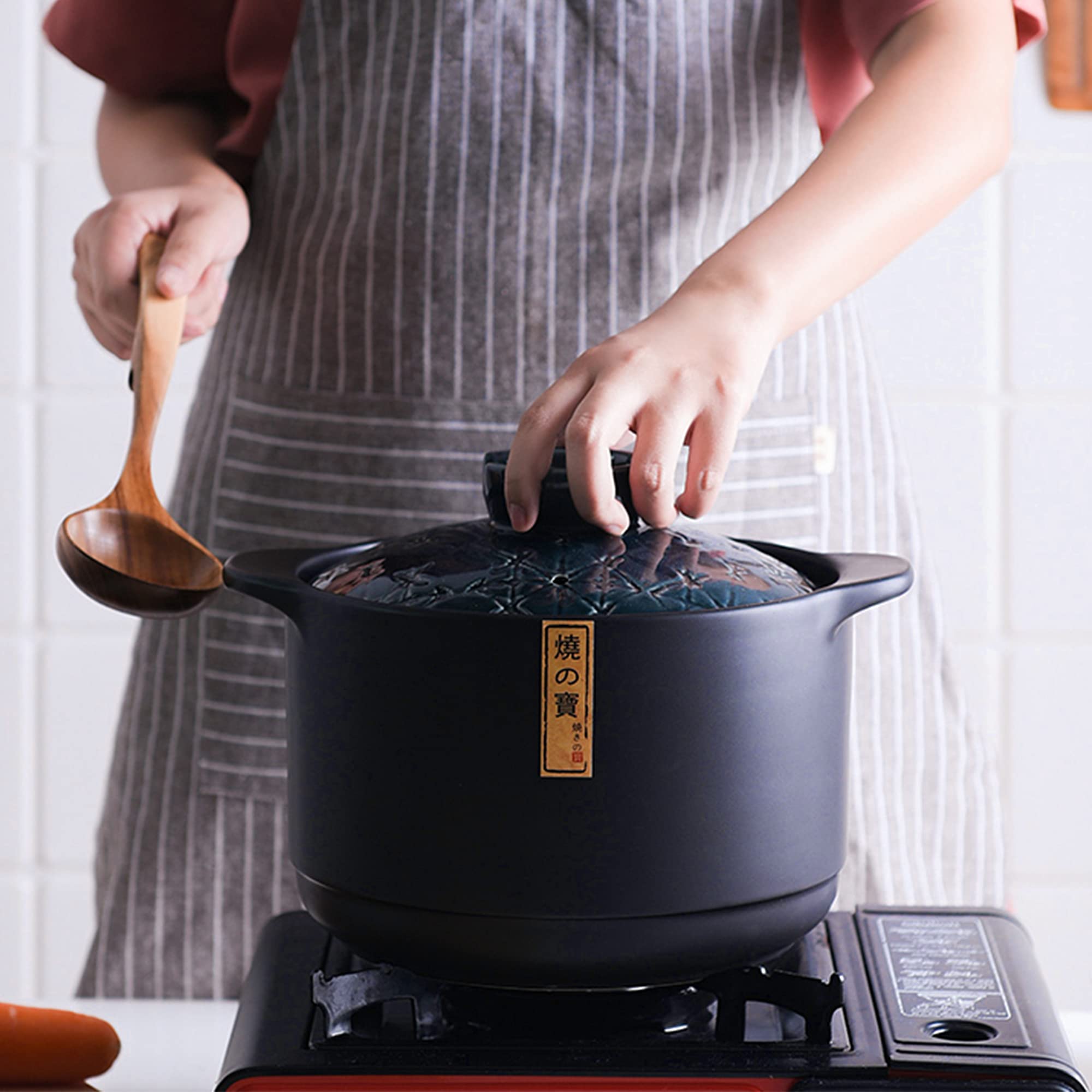 Premium Japanese Donabe Clay Pot - 4.2L/4.4QT Traditional Ceramic Casserole with Lid - Authentic Asian Cooking for Hot Pot, Stews & Rice Dishes - Blue Stoneware for Home & Restaurant Use