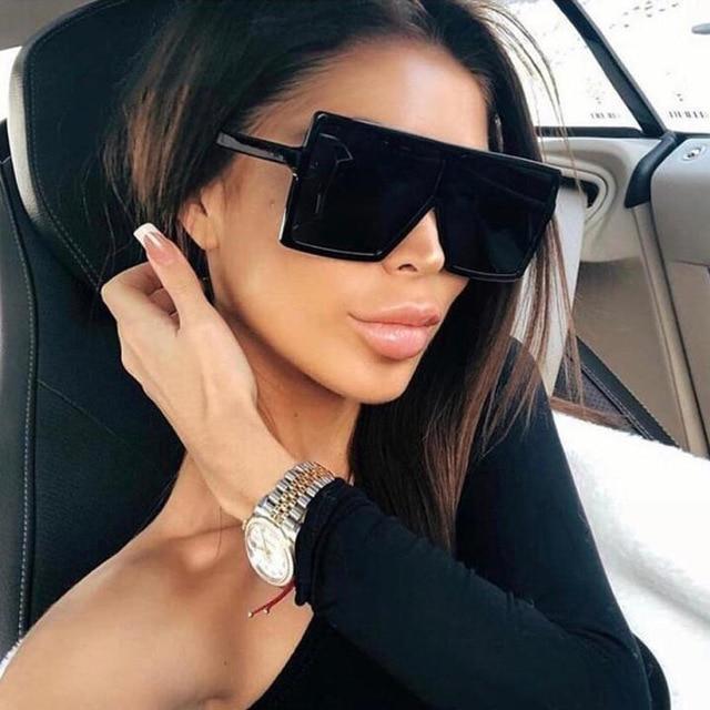 Stylish Oversized Sunglasses for Women - UV Protection & Fashionable Shades - Perfect for Beach, Driving & Outdoor Activities